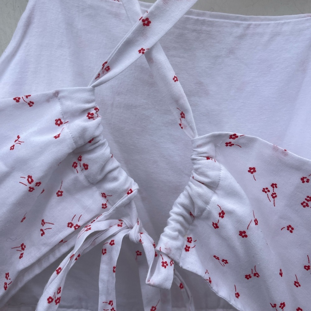White Floral Tie-Back Sundress - Picture 7 of 8